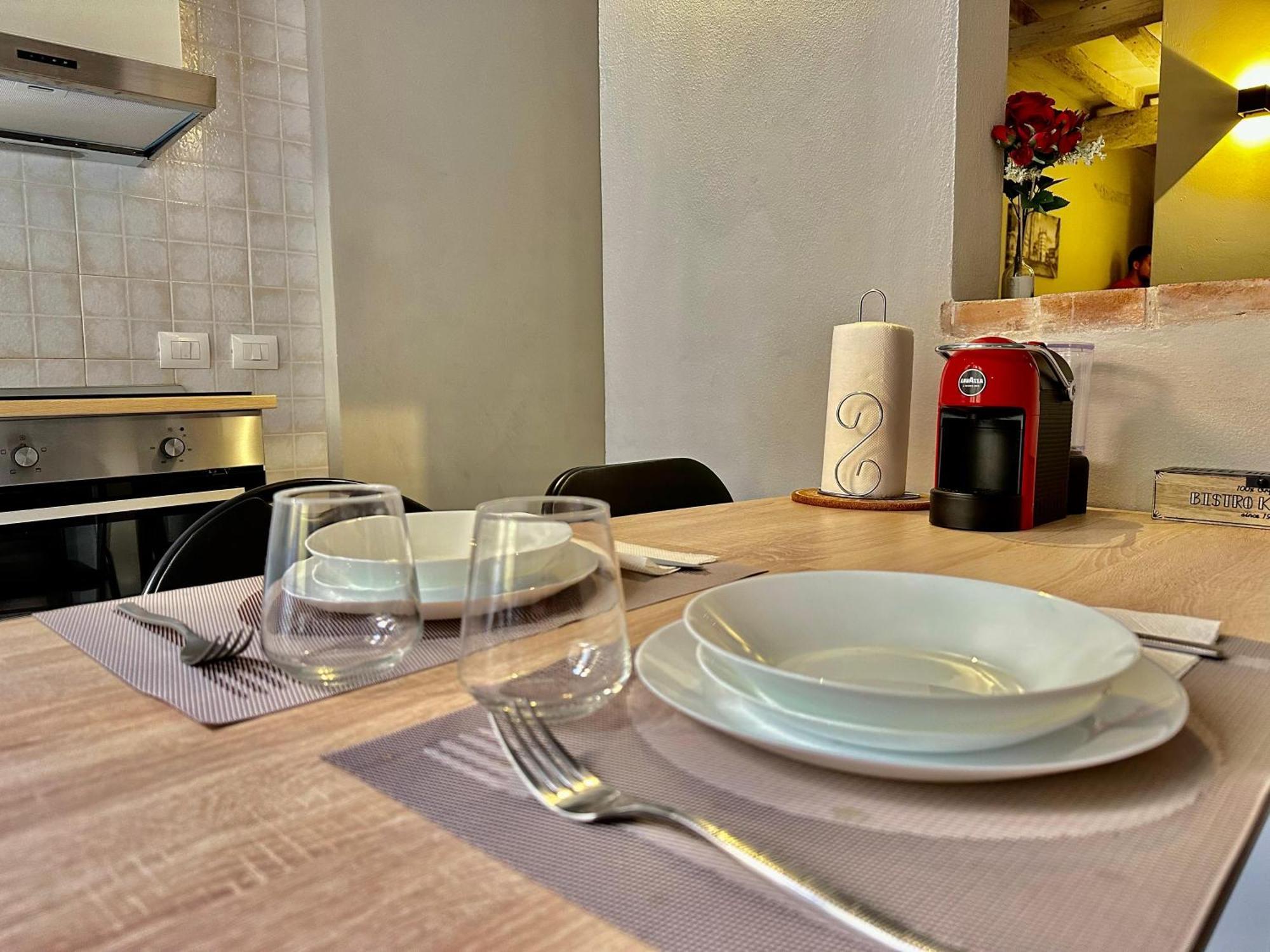 " In Centro Da Marghe" By Revenue House Apartment Parma Bagian luar foto